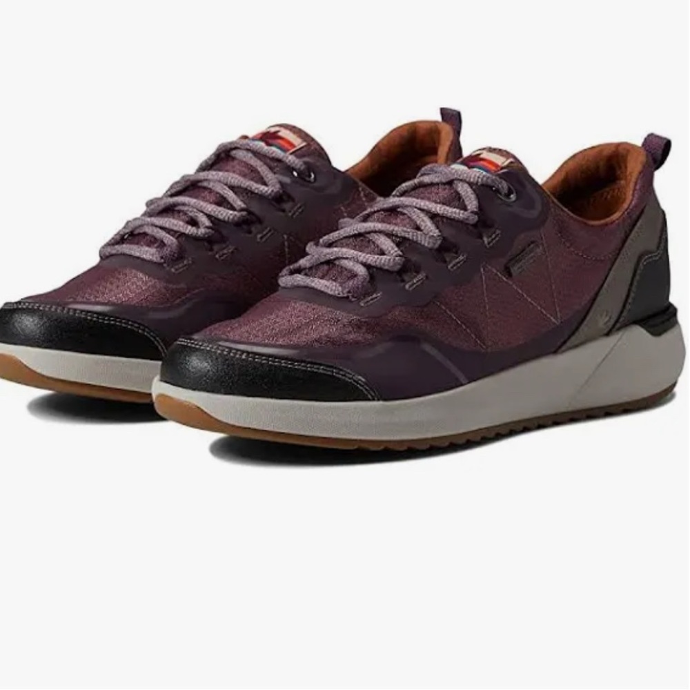 NWOT New Balance Cobb Hill Purple & Gray Waterproof Skylar  Shoes Women’s sz 9.5